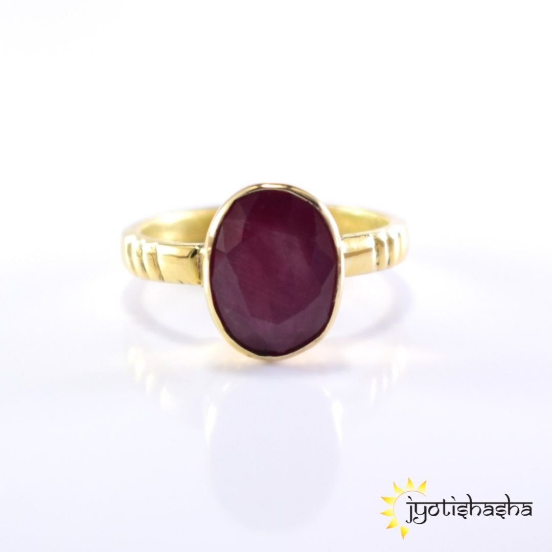99.9% Purple Manik Ruby Stone Ring